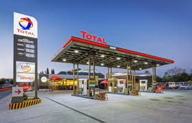 Petrolera francesa Total va por 100 gasolineras en México